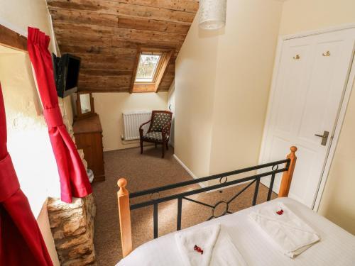 Pwll Cottage