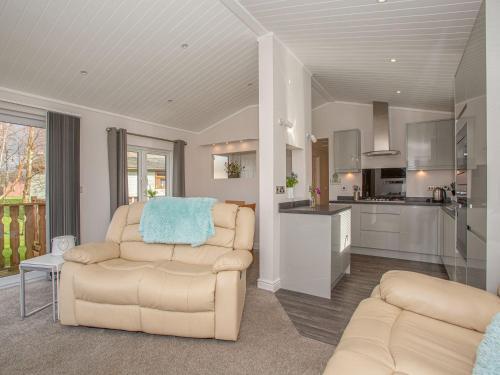 Sherwood 12 (Gold 2 Bedroom)