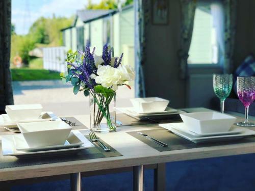 12 Borwick Lakes By Prl Lodge Hire