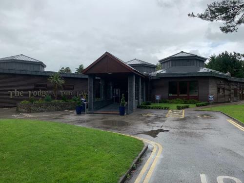 Keer Side - Luxury Lodge At Pine Lake Resort
