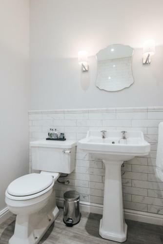 Hostal Cartmel Old Grammar Country House