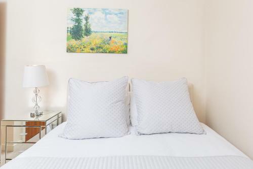 10 Saint James - By Luxury Apartments