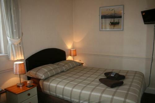 Hostal Aavon Court Guest House