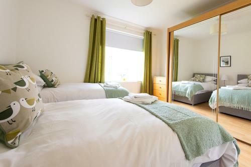 Premier - Ashgrove Apartment