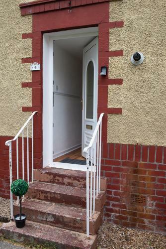 Premier - Ashgrove Apartment