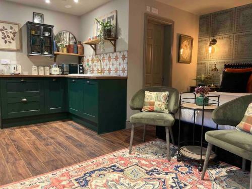 Apartamento New - Private En-suite Studio In Cobham