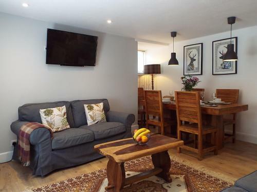 Rosybank Cottage