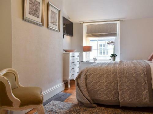 Periwinkle Cottage