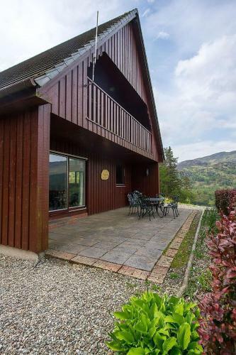 Explorers Lodge