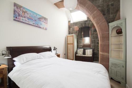 Arches Apartment