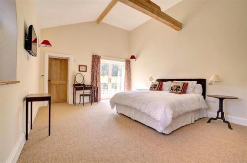 Cromer Villa Sleeps 8 With Wifi
