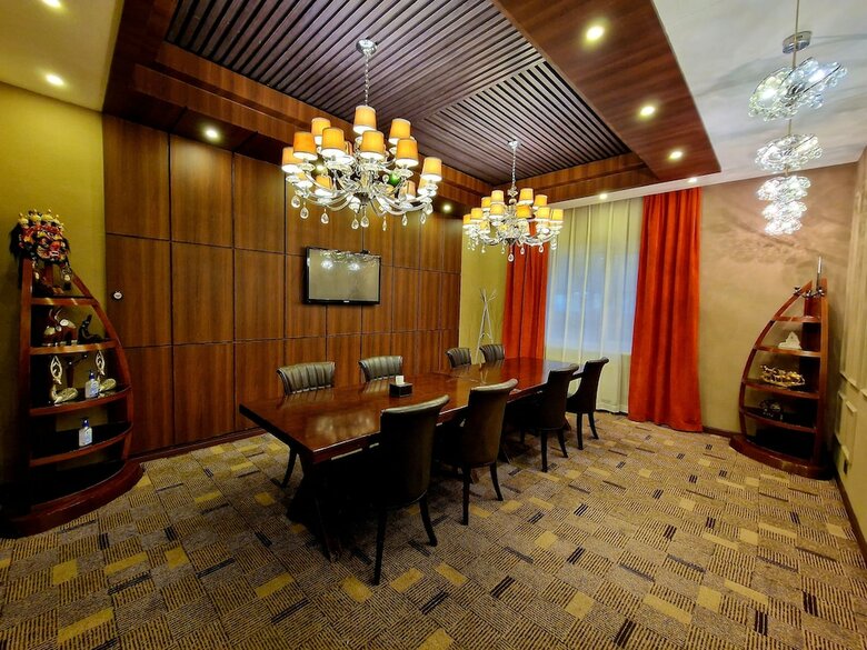 New West Hotel