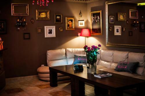 Art-rustic Boutique Hotel