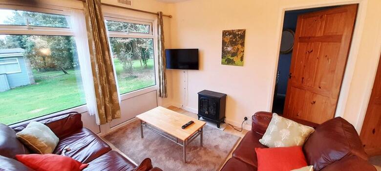 Sheena's Dartmouth Chalets