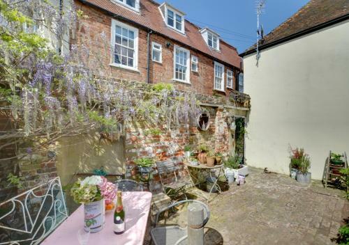 Brambles Cottage