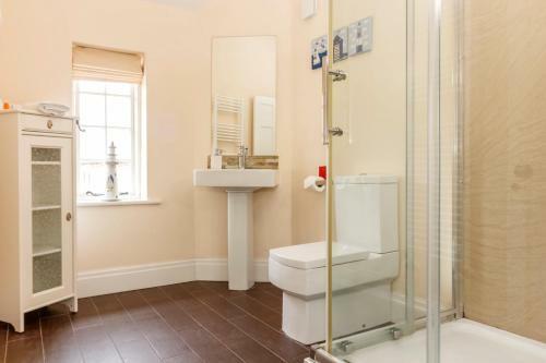 Donisthorpe Villa Sleeps 20 Wifi