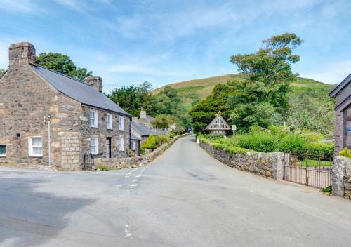 Crown Cottage