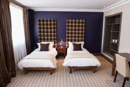 Hostal Forest Hotel