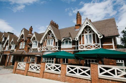 Hostal Forest Hotel