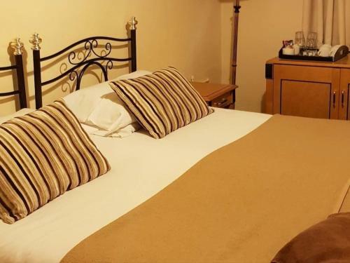 Bed & Breakfast The Bull Hotel