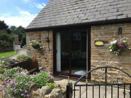Barlow Country Club - Mill Farm Cottages