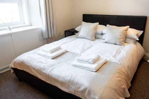 Apartamento Bright, Spacious West-end Flat, Near University