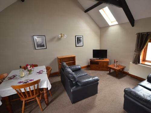 Plawsworth Hall Serviced Cottages And Apartments