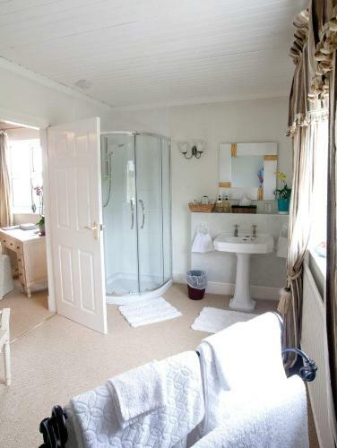 Bed & Breakfast Budleigh House