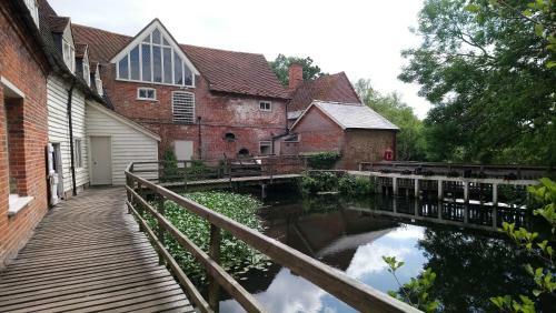 Fsc Flatford Mill Hostel