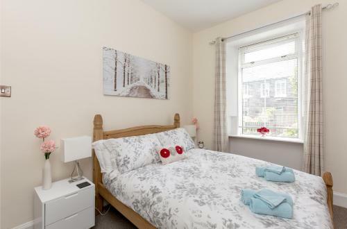 414 Spacious 2 Bedroom Ground Floor Apartment Near Leith