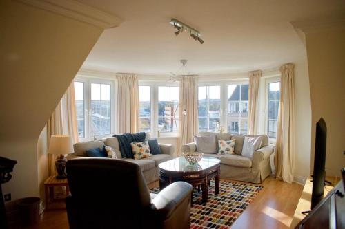 Luxury Penthouse Apartment Edinburgh Sleeps 4
