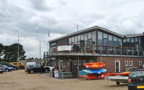 6 Avocet Quay, Emsworth