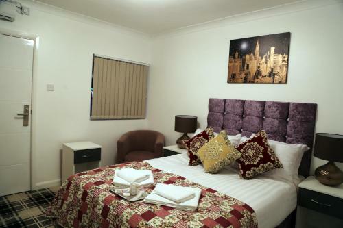 Hotel Atz&h Inn