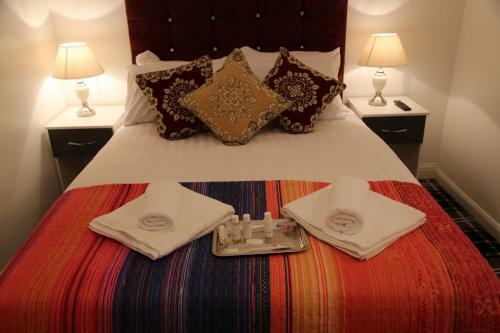 Hotel Atz&h Inn
