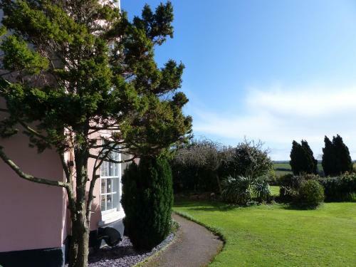 Stunning Executive Apartment On The Devon Coast