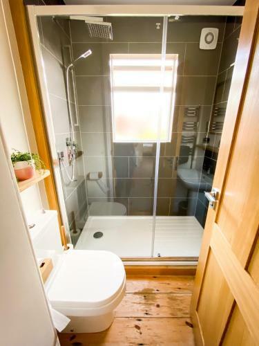 Nomi Homes - Powderham - Exeter - Uni - Beach - Central