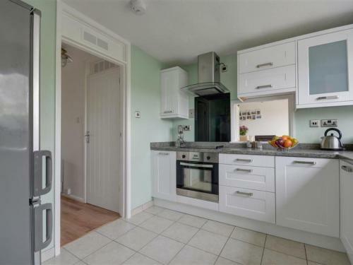 Holiday Home Rosemary House 6-2