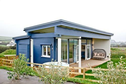 Rafters Lodge, Nr Saunton