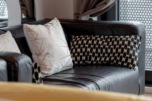 Apartamento Modern Riverfront Apt. 10 Mins From Hydro/secc