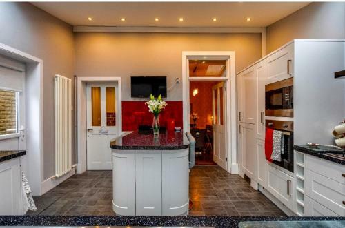 Warm And Welcoming Villa Perfect Home From Home