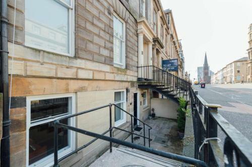 Glasgow Central Luxury Apartment