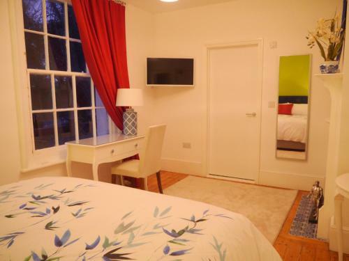Guestling Hall Hotel