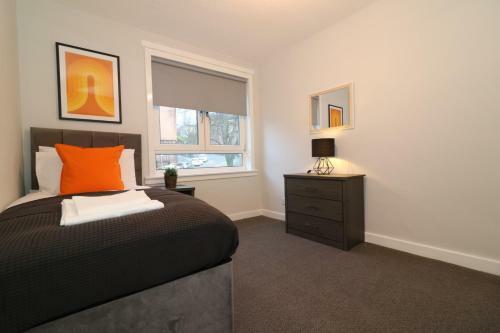 Greenock West Apartment