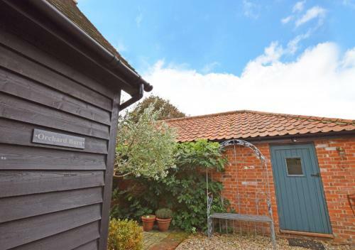 Orchard Barn, Hadleigh