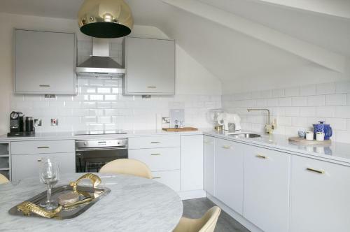 Apartamento Sanderson Suites