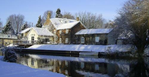Riverside Cottage