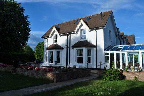 Hookwood Lodge