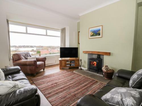 8 Mere View Avenue