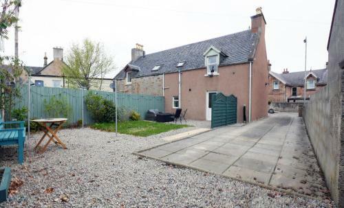 Ardentorrie Holiday Home