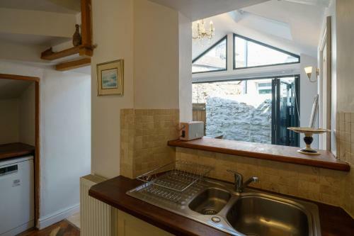 Church View Cottage